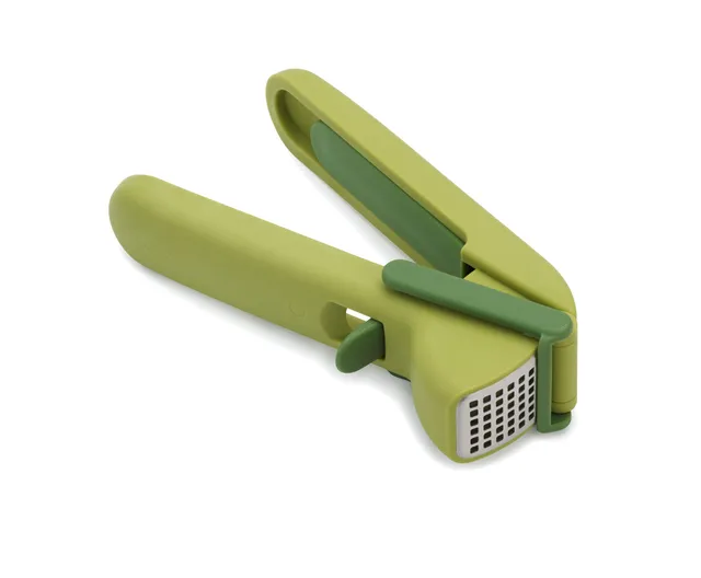joseph-joseph-cleanforce-presse-ail-et-gingembre-avec-lame-d-essuyage-vert image 1