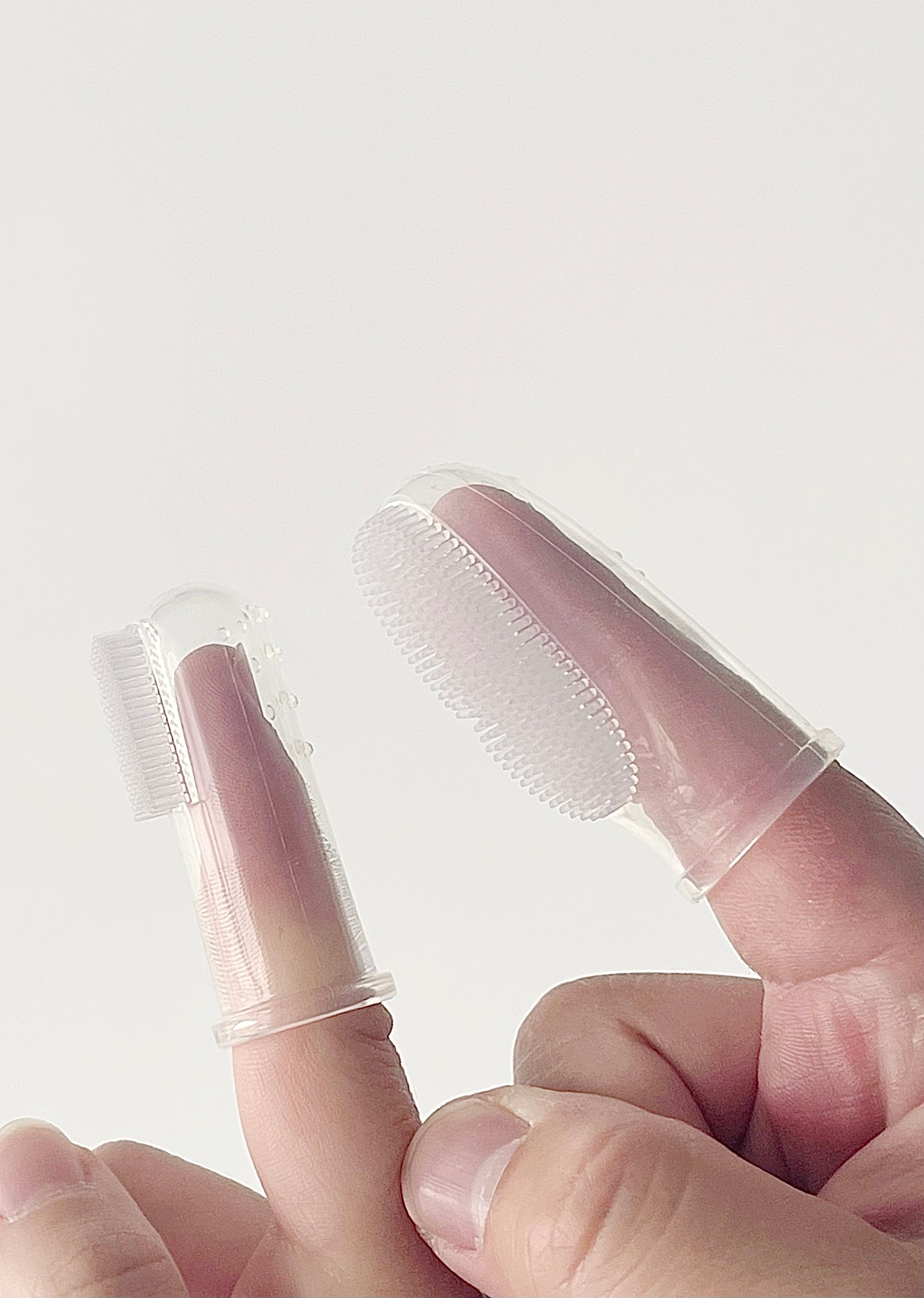 brosse-doigt-haakaa-en-silicone-pour-b-b-lot-de-2-petite-et-grande image 6