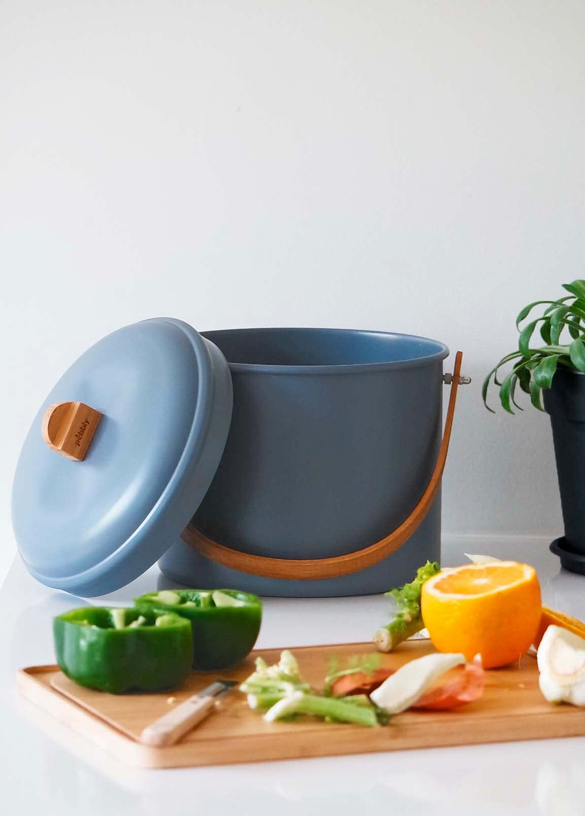 seau-compost-d-int-rieur-pebbly-en-acier-et-bambou-7-l-filtre-charbon-inclus-gri image 3