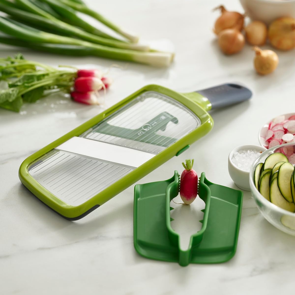 joseph-joseph-multi-grip-mandoline-avec-3-paisseurs-et-grip-alimentaire-de-pr-ci image 8