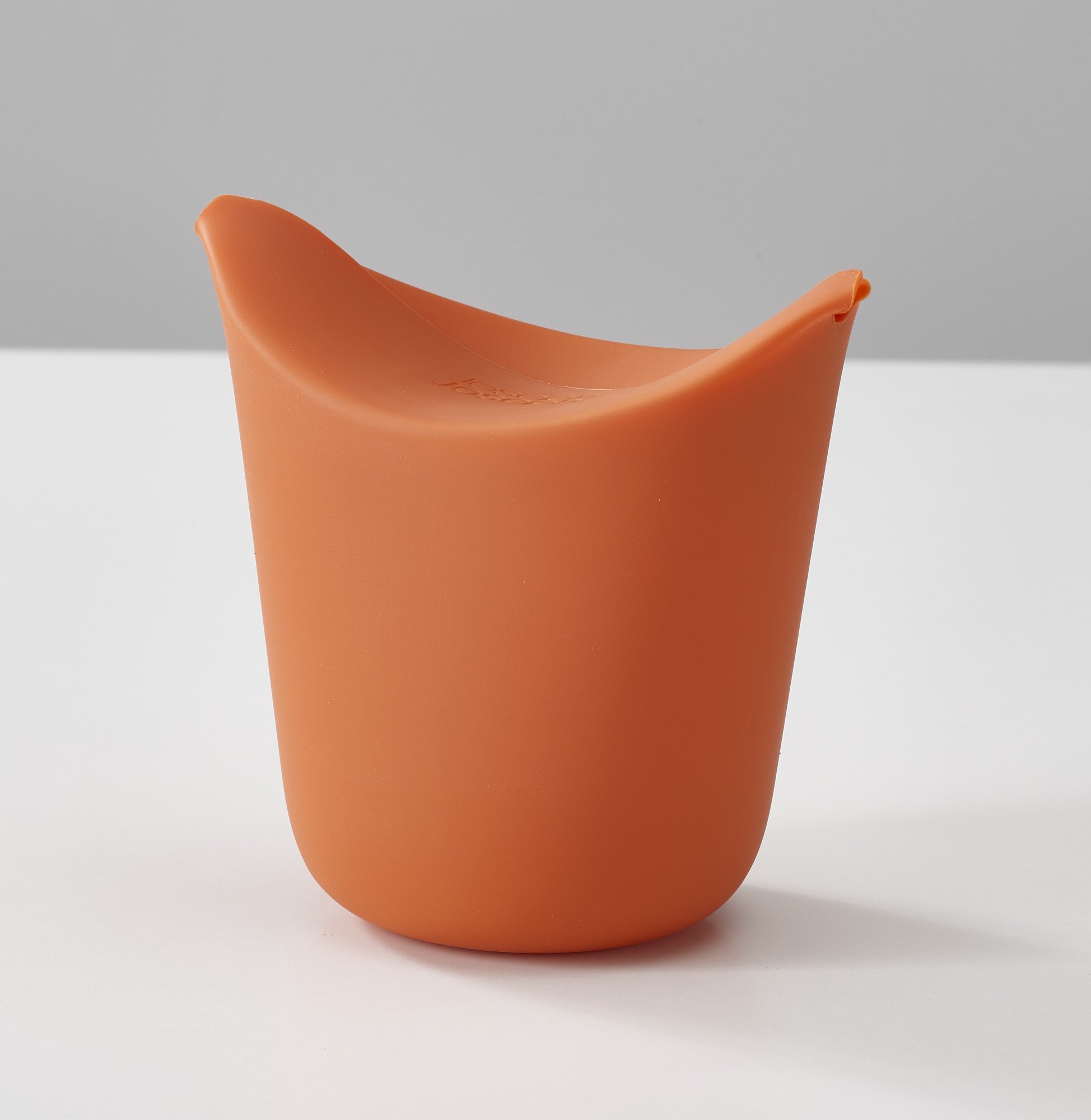 joseph-joseph-m-cuisine-set-de-2-cornets-popcorn-micro-ondes-en-silicate-orange- image 6