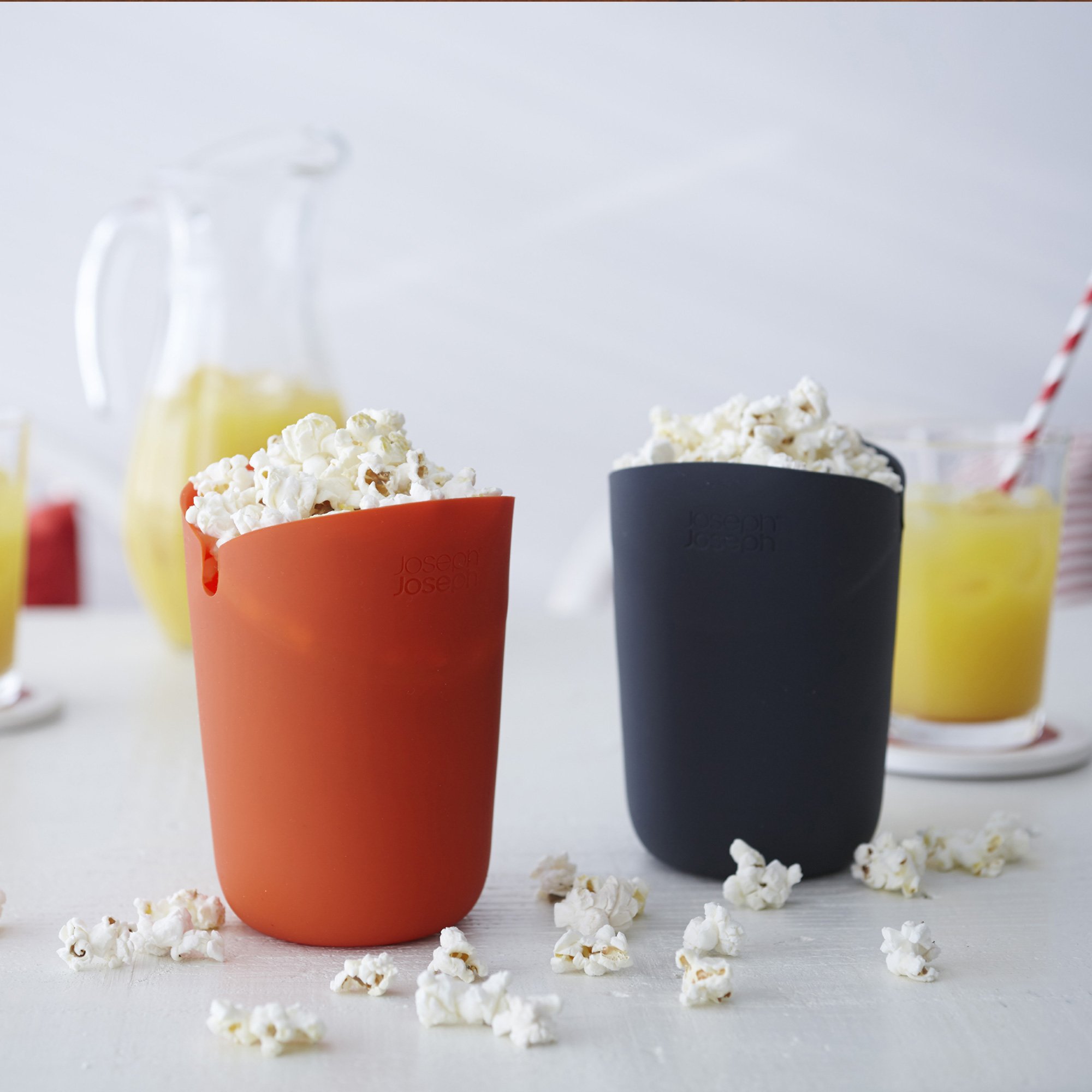 joseph-joseph-m-cuisine-set-de-2-cornets-popcorn-micro-ondes-en-silicate-orange- image 8