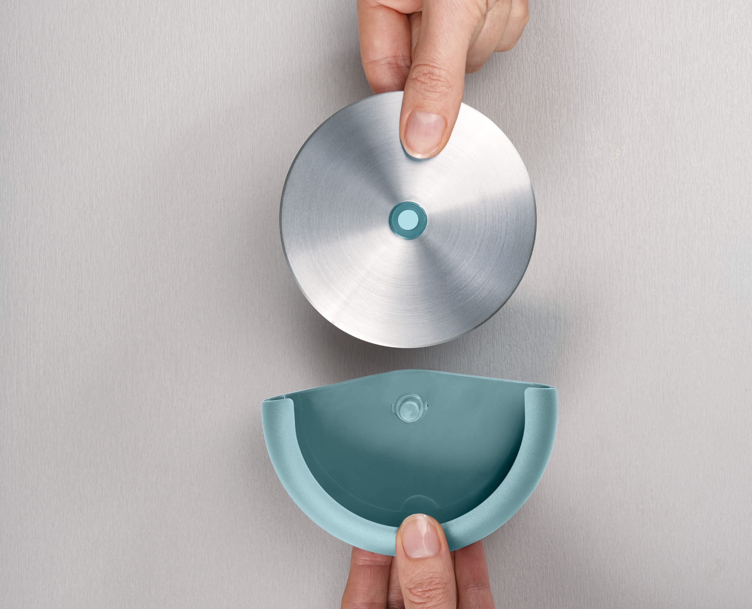 joseph-joseph-duo-coupe-pizza-avec-lame-amovible-et-prot-ge-lame-compact-teal image 4