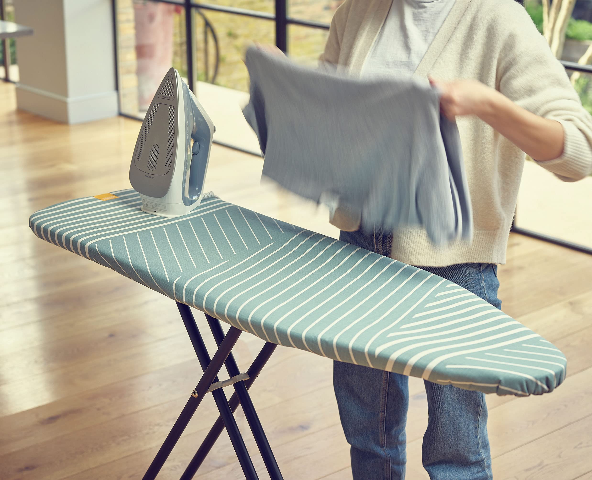 joseph-joseph-flexa-housse-pour-planche-repasser-124-cm-stretchmesh-coton-r-sist image 5