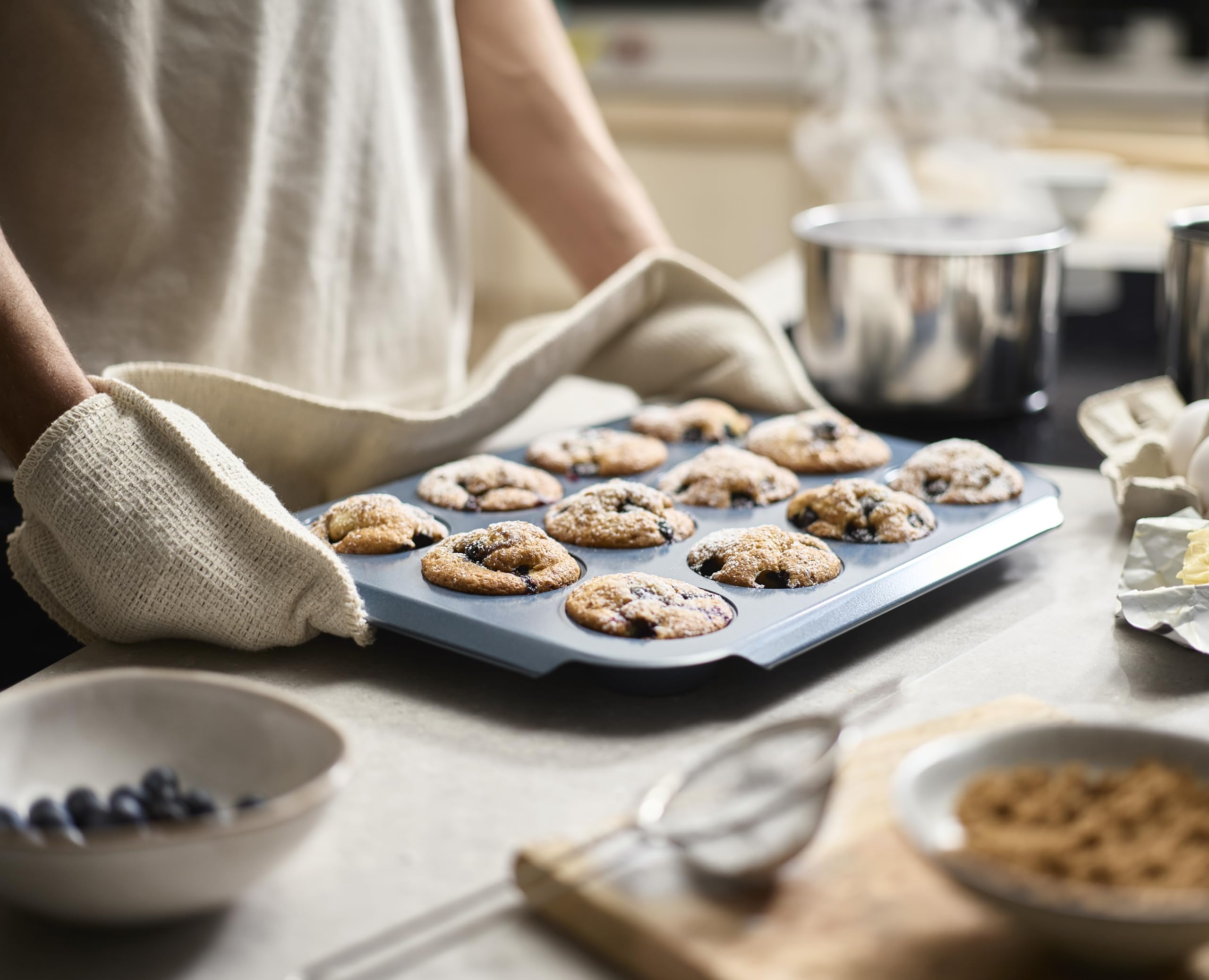 joseph-joseph-nest-plaque-muffins-antiadh-sive-12-tasses-acier-au-carbone-empila image 5