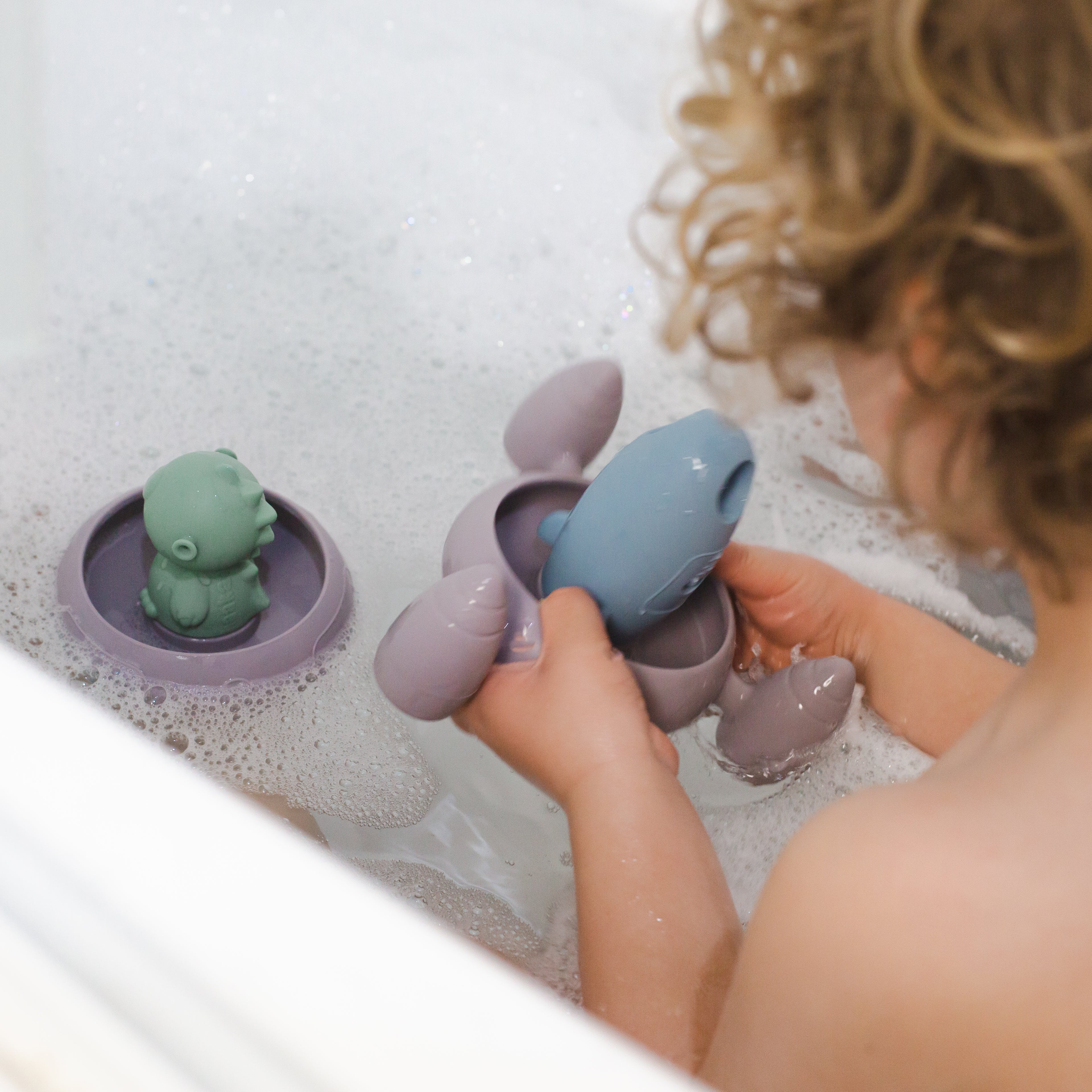 jouets-de-bain-alien-explorers-en-silicone-haakaa-5-pi-ces-vaisseau image 6